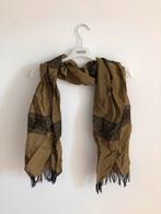 Écharpe femme, Kleding | Dames, Mutsen, Sjaals en Handschoenen, Ophalen of Verzenden, Zo goed als nieuw, Sjaal
