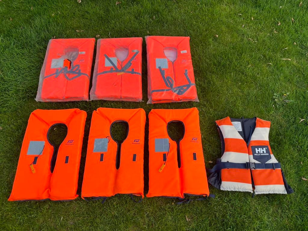 7 reddingsvesten, Ophalen, Gebruikt, Overige typen