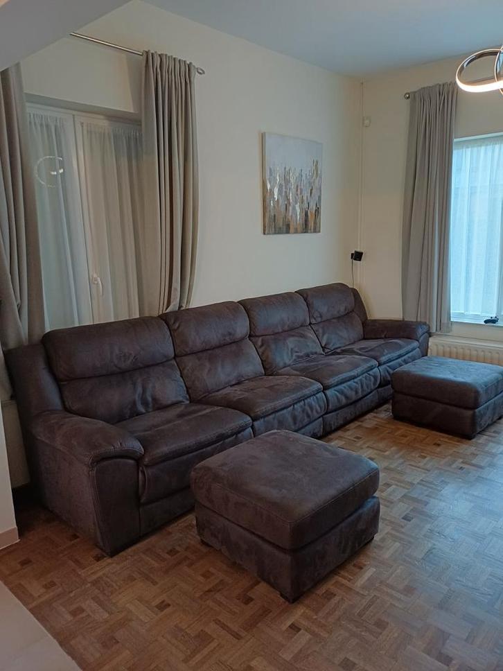 Salon de 3m50 avec 2 poufs, date de janvier 2023, Maison & Meubles, Canapés | Coins salons complets, Comme neuf, Enlèvement