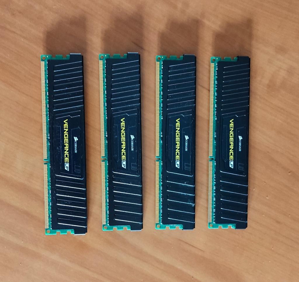 Corsair Vengeance LP DDR3 4x4GB geheugen, Gebruikt, DDR3, Ophalen of Verzenden, Desktop