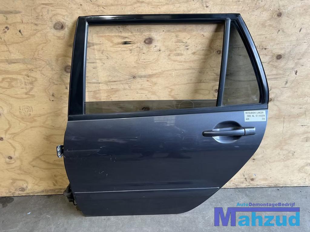 MITSUBISHI LANCER 7 SW GRIJS A39 links achter deur 2003-2007, Info@mitsubishi-motors.com, Gebruikt, Deur, Mitsubishi Motors Corporation
