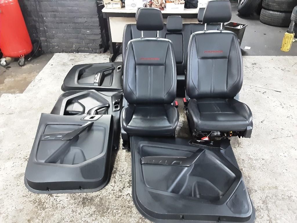 INTERIEUR Ford Ranger (01-2015/-), Gebruikt, Mevr. I. Hauben, Ford, Rue de l'Espoir 34 34
4030  GRIVEGNÉE, BE