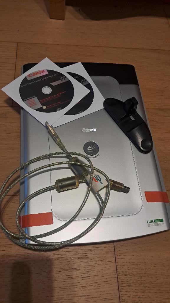Scanner Canon CanoScan LiDE 60, Informatique & Logiciels, Scanners, Comme neuf, Scanner de documents, MacOS, Windows, Enlèvement