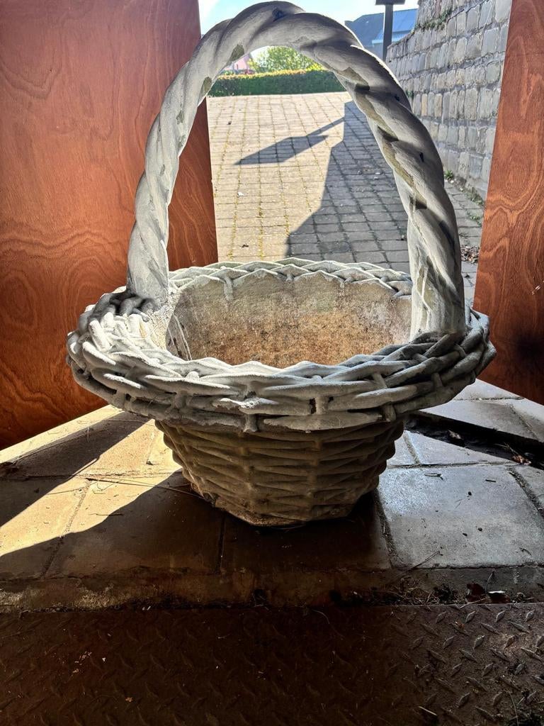 Bloem bak mantje, Ophalen