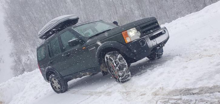 Te huur sneeuwkettingen of sneeuwkousen, Auto diversen, Sneeuwkettingen, Ophalen of Verzenden