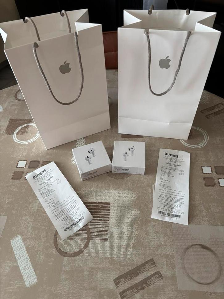 Airpods 4 met ANC, Audio, Tv en Foto, Hoofdtelefoons, Zo goed als nieuw, Op oor (supra aural), Overige merken, Bluetooth, Ophalen