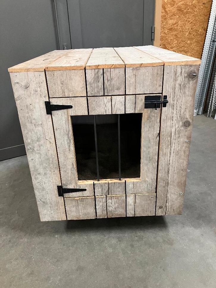 Honden hok hout met slot - Eeklo, Dieren en Toebehoren, Hondenhokken, Nieuw, Hondenhok, 65 tot 100 cm, 75 tot 110 cm, Ophalen