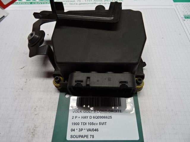 VACUUM VALVE Volkswagen Golf V 4Motion (1K1) (6Q0906625), Utilisé, Volkswagen