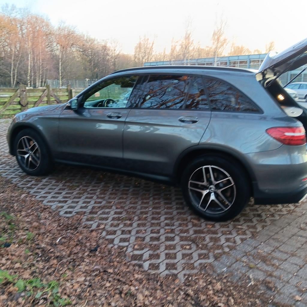 Mercedes glc 220 d 4 matic met volle optie met AMG pakket, Auto's, Mercedes-Benz, Particulier, GLC, Ophalen