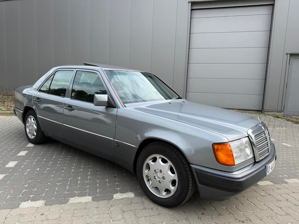 Zeldzame Mercedes 250d 1993 COCOON uitvoering leder open dak, Autos, Mercedes-Benz, Cuir, Achat, Série 200, 2500 cm³