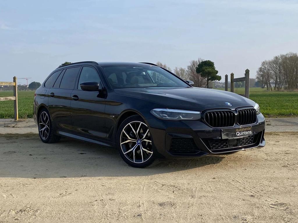 BMW 5 Serie 530 Hybride,M-Pack, Adap cruise,LED, Camera,Priv, 4 cilinders, https://public.car-pass.be/vhr/9ee3ee1b-a661-4208-9c49-d13d6531006b