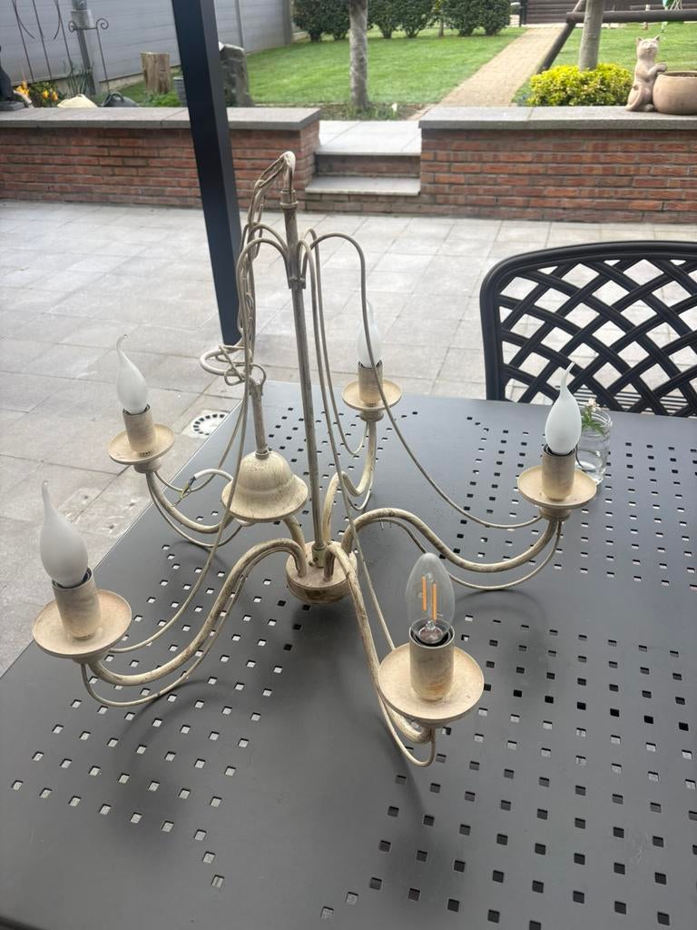 Luster, Ophalen, Zo goed als nieuw