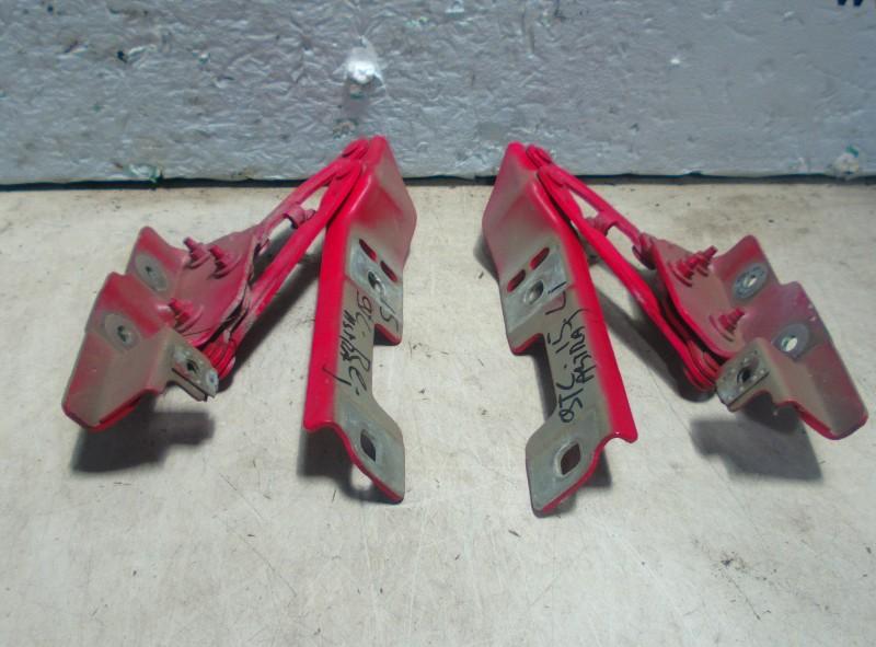 CHARNIERE DE CAPOT Opel Astra J GTC (PD2 / PF2), Utilisé, Opel