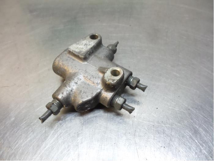 Distributeur de pression des freins d'un Toyota Yaris (Yaris, Autos : Pièces & Accessoires, Freins & Transmission, Toyota, Utilisé