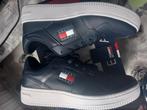 Tommy spijkerbroek 43, Zwart, Nieuw, Ophalen of Verzenden, Sneakers