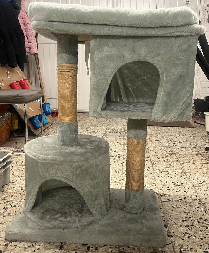 Arbre a chat, panier, bac litière, Animaux & Accessoires, Enlèvement