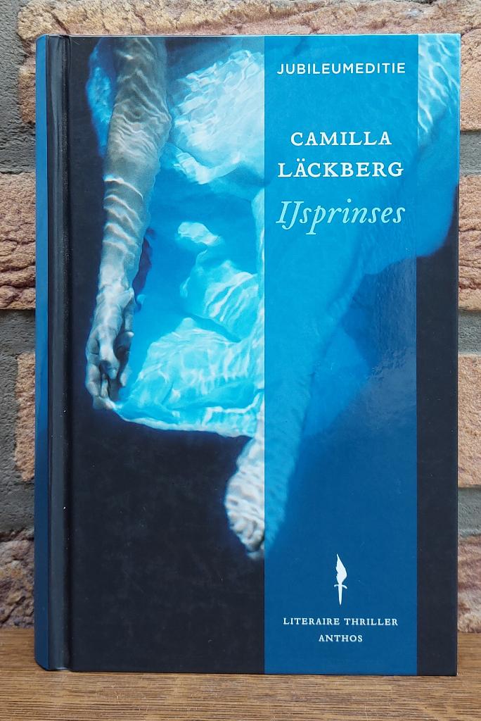 5 Boeken - Thrillers - Zo goed als nieuw - € 5 tot € 7, Boeken, Ophalen, Zo goed als nieuw, Diverse auteurs