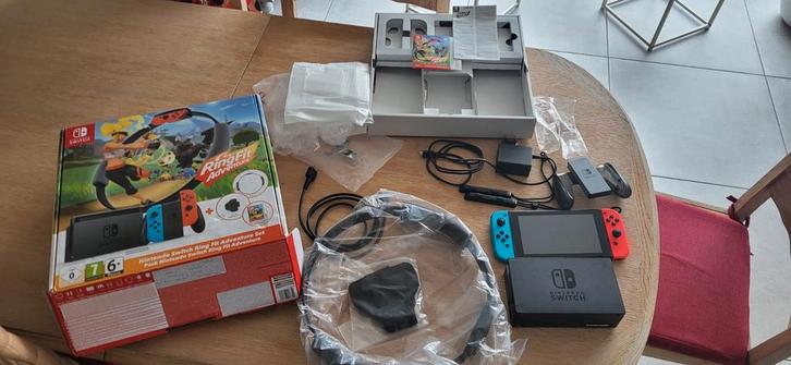 Switch + Ring Fit Adventure, Games en Spelcomputers, Spelcomputers | Nintendo Switch, Ophalen