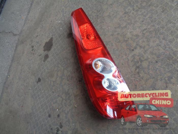 Feu arrière gauche d'un Ford Fiesta, -, 3 mois de garantie, -, -