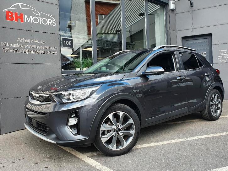 KIA STONIC, Autos, Kia, Entreprise, Stonic, Caméra de recul, Essence, Boîte manuelle, Cuir, Enlèvement