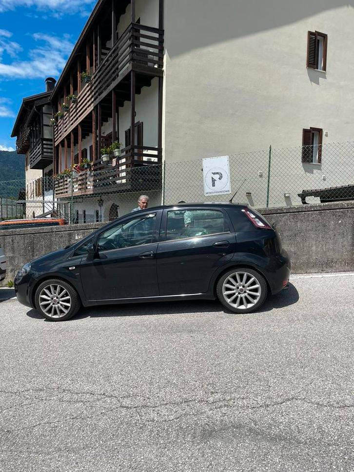 Fiat Punto 1.3 Mjet 95 pk, Autos, Fiat, Particulier, Punto, ABS, Airbags, Air conditionné, Android Auto, Apple Carplay, Bluetooth