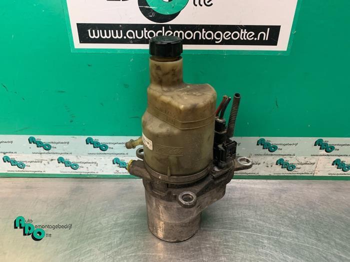 Pompe direction assistée d'un Volvo V50, Autos : Pièces & Accessoires, Commande, Volvo, Utilisé, 3 mois de garantie, Enlèvement ou Envoi