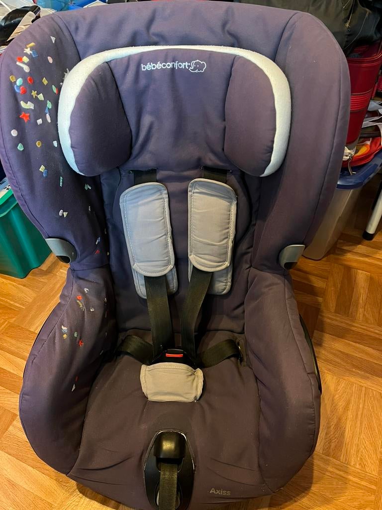 Siège BB confort Axiss avec système de rotation., Autres marques, Comme neuf, Enlèvement, Ceinture de sécurité ou Isofix