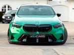 Bmw M5 G90 4.4i Hybride ** 2025 ** 727 pk ** Btw wagen **, Auto's, Automaat, Alcantara, Bedrijf, Vierwielaandrijving