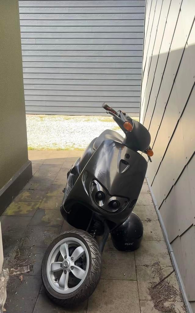 Piaggo Zip fastrider, Fietsen en Brommers, Ophalen of Verzenden, Zip