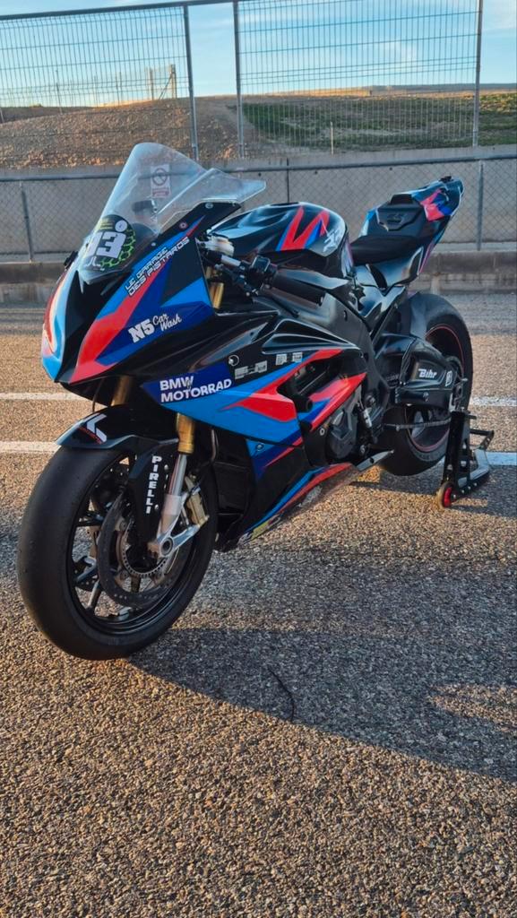 Bmw s1000rr 2018 circuit, Motoren, Motoren | BMW, Particulier