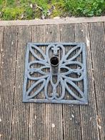 Base de parasol en fonte, Enlèvement, Utilisé