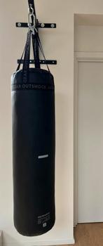 Sac de frappe + support mural, Sports & Fitness, Boxe, Enlèvement, Comme neuf