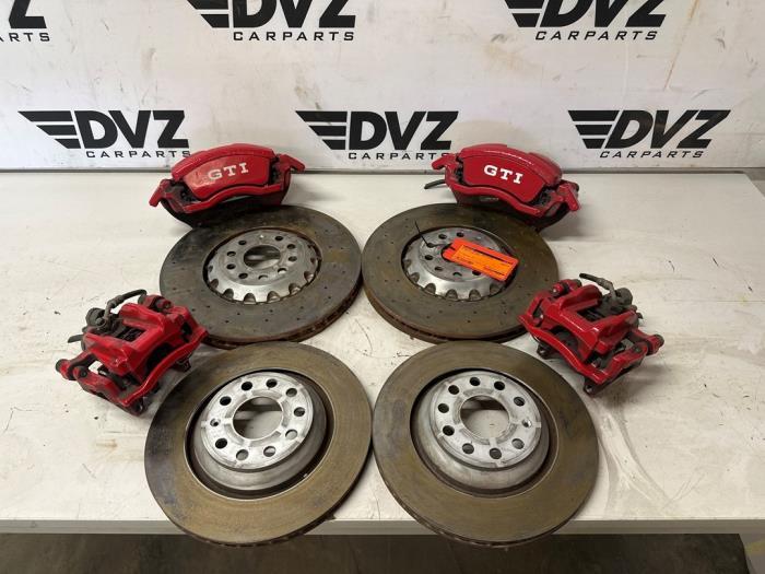 Remmenset compleet voor + achter van een Volkswagen Golf, Autos : Pièces & Accessoires, Freins & Transmission, Volkswagen, Utilisé