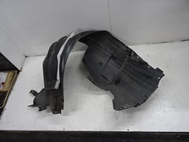 BINNENSPATSCHERM RECHTS VOOR Ford USA Mustang VI Fastback, Gebruikt, Voor, Amerikaanse onderdelen, Spatbord