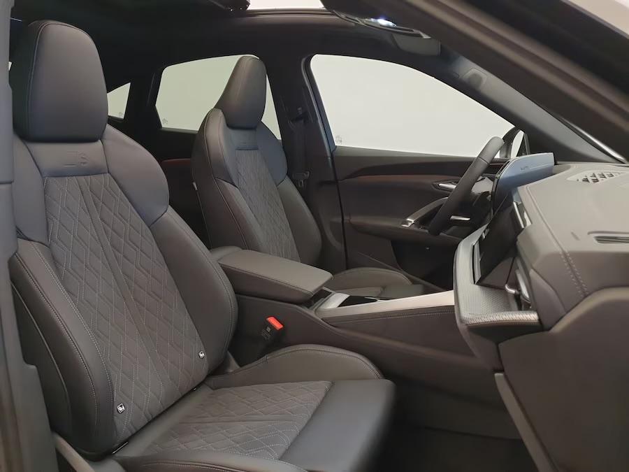 NEW MODEL SPORTB PLUG IN S-EDITION 367PK PAN/TECH+/BLACK-22%, Automaat, 1995 cc, 4 cilinders, Q5