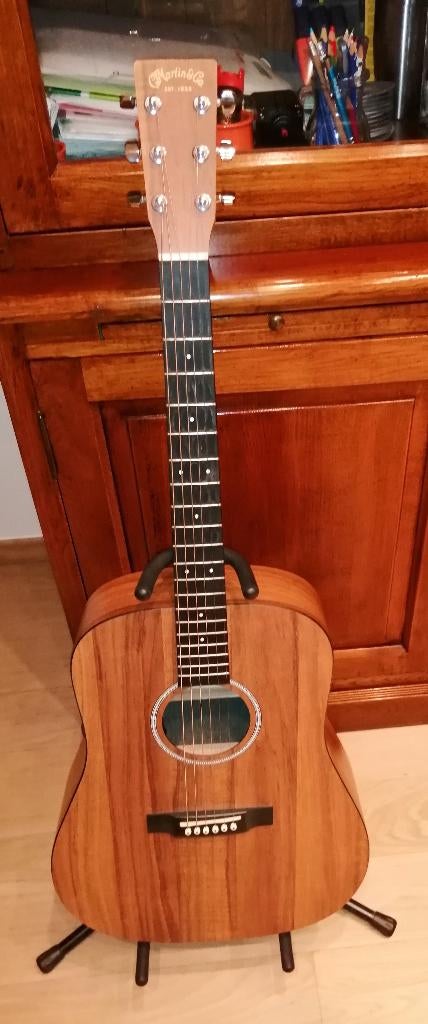 Martin gitaar + koffer, Ophalen, Zo goed als nieuw, Western- of Steelstringgitaar