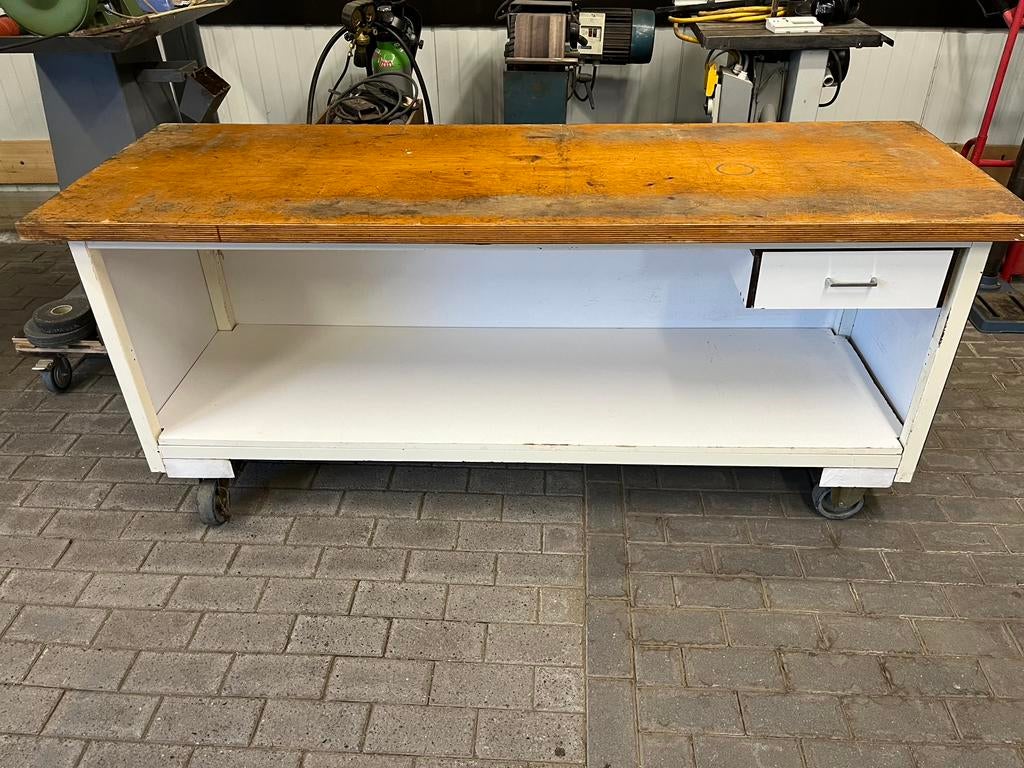 Stevige werkbank, verrijdbaar, Ophalen, Zo goed als nieuw