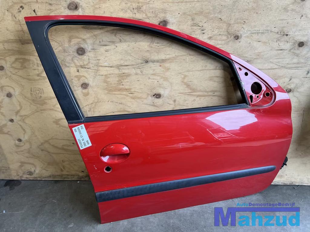 PEUGEOT 206 SW rood KKN Rechts voor deur portier, Taurusavenue 1
2132 LS  Hoofddorp, NL, Contact.group@renault.com, Stellantis N.V.