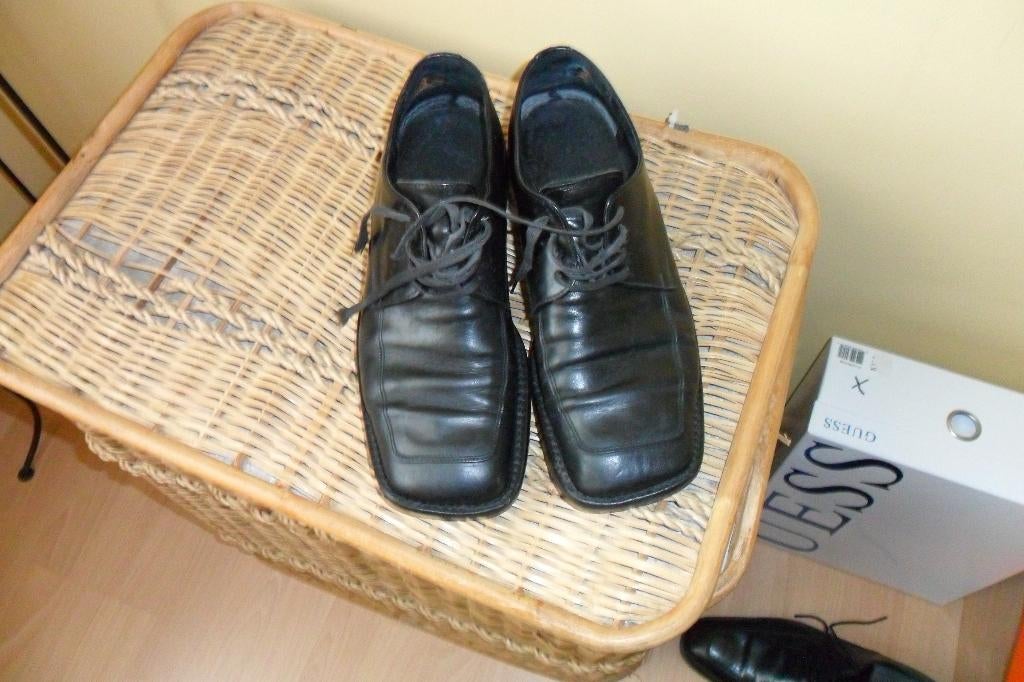 CHAUSSURE HOMME, Enlèvement, Porté