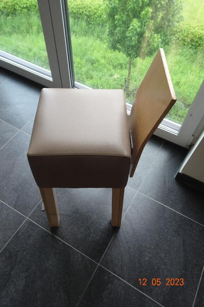 stoelen / krukken, Huis en Inrichting, Stoelen, Overige kleuren, Zo goed als nieuw, Vijf, Zes of meer stoelen, Ophalen