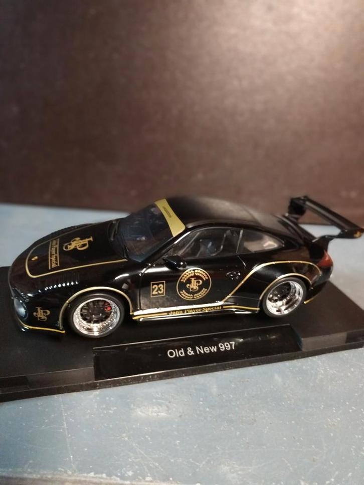 Maquette réduite Porsche 911 (997), John Player Special., Hobby & Loisirs créatifs, Voitures miniatures | 1:18, Enlèvement ou Envoi
