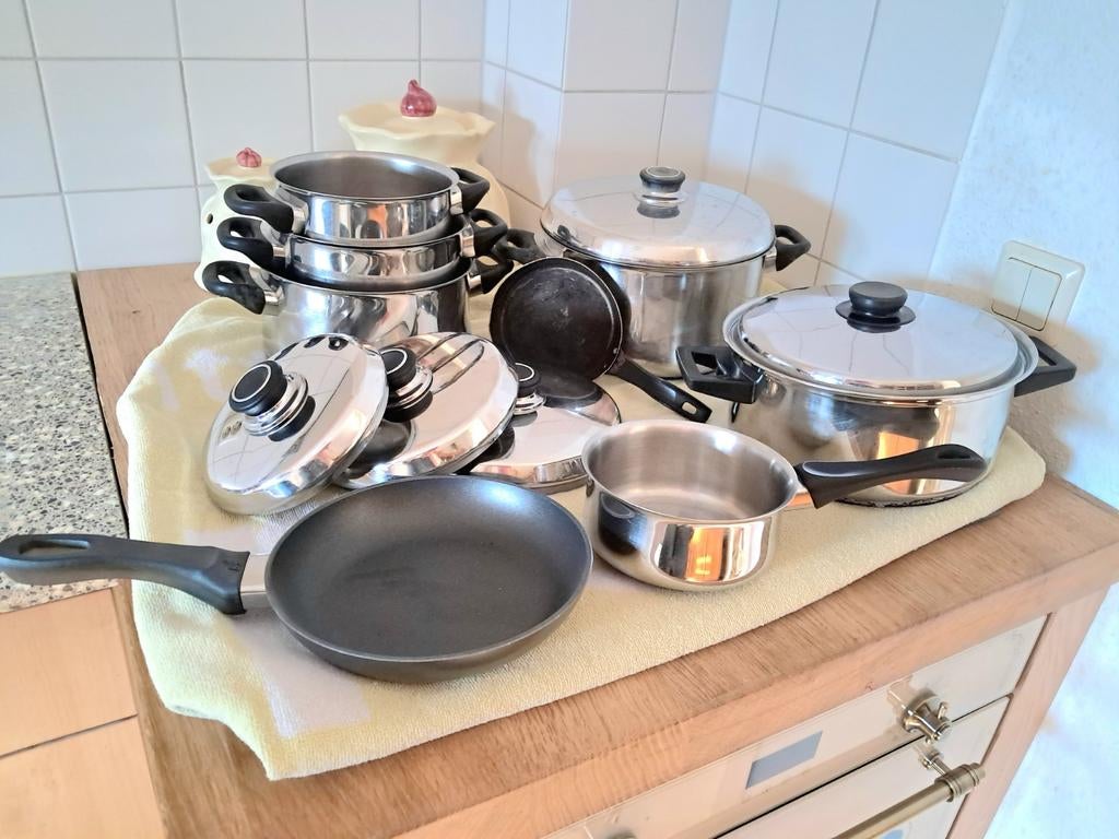 14-delige BK pannenset met extra pannen en grote wokpan, Huis en Inrichting, Keuken | Potten en Pannen, Pannenset, Ophalen of Verzenden