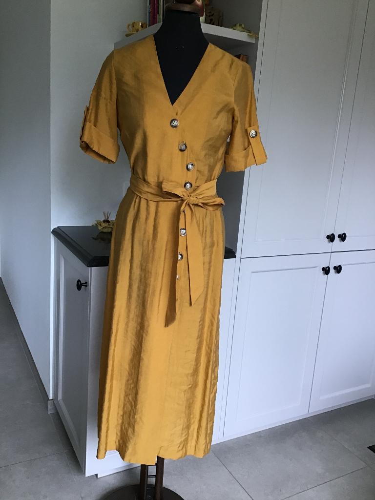 heel prachtige linnen jurk mt 36, Vêtements | Femmes, Robes, Enlèvement ou Envoi, Comme neuf, Sous le genou, Zara