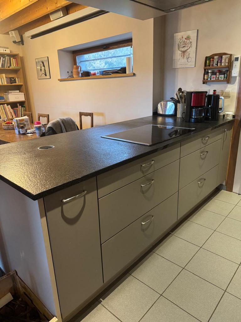 Cuisine a demonter et emporter, Granit ou Pierre, Enlèvement, Utilisé, Cuisine en U