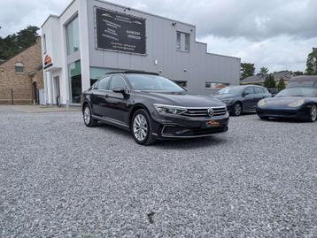 Volkswagen Passat 1.4 GTE | PANO | SFEERLICHT | LEER | CAM | beschikbaar voor biedingen