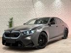 BMW M5 M DRIVE PRO - B&W - 360 - FROZEN, Auto's, BMW, Automaat, 4395 cc, Leder, Bedrijf