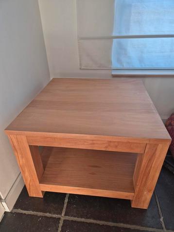 Teak salon tafel  beschikbaar voor biedingen