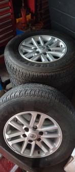 Hilux velgen 17" banden Bridgestone Dueler H/T  265/65R17, Auto-onderdelen, Banden en Velgen, Ophalen, Band(en)