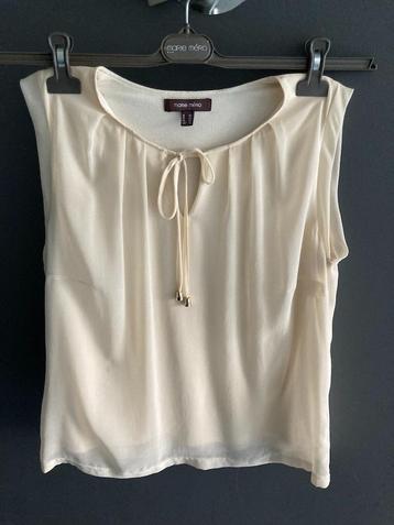 Mouwloze blouse Marie Méro beschikbaar voor biedingen