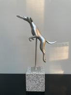 Antieke bronzen springende hond, Antiek en Kunst, Ophalen, Brons